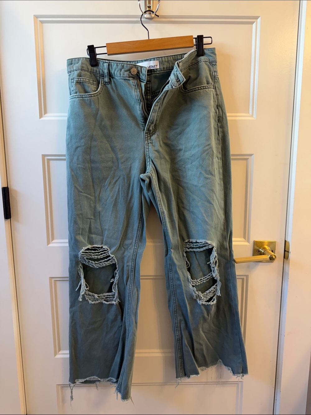 Vervet Distressed Light Green Cropped Jeans